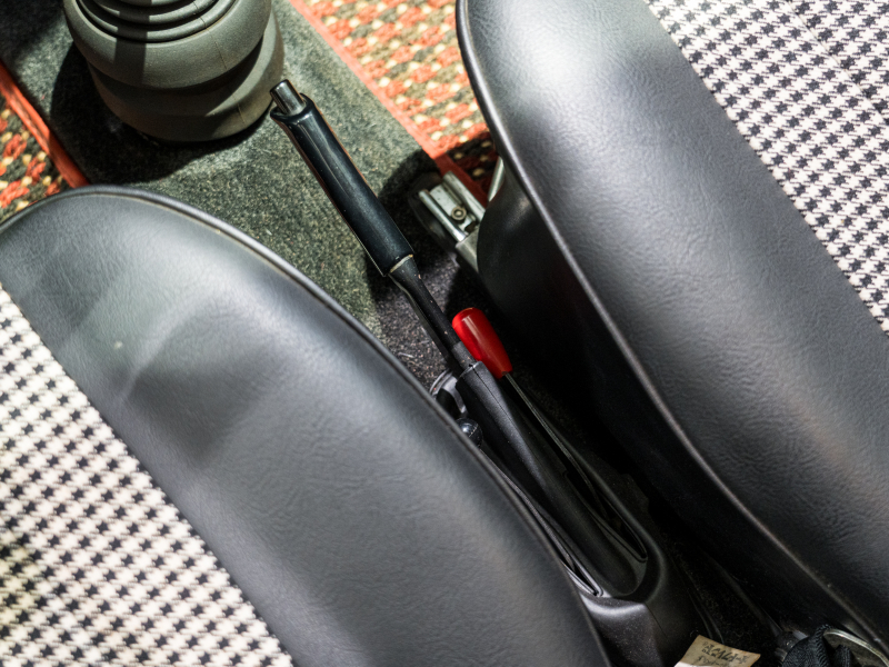 ポルシェ 911(Type911) 911S ミツワ ナロー最終モデル ビルシュタインダンパー 純正フックス製5スポークAW パワーウィンドウ 実走行確認済