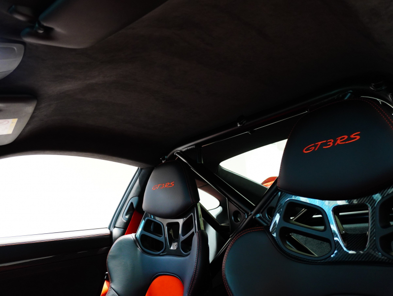 ポルシェ 911(Type991.1) GT3 RS　正規D車 左H ｽﾎﾟｰﾂｸﾛﾉ ｶｰﾎﾞﾝﾊﾞｹｯﾄ ｶｰﾎﾞﾝ&ﾌﾙﾚｻﾞｰｲﾝﾃﾘｱ PCCB Fﾘﾌﾀｰ ｽﾎﾟｴｸﾞ ﾅﾋﾞTV OPｶﾗｰ　2年保証付