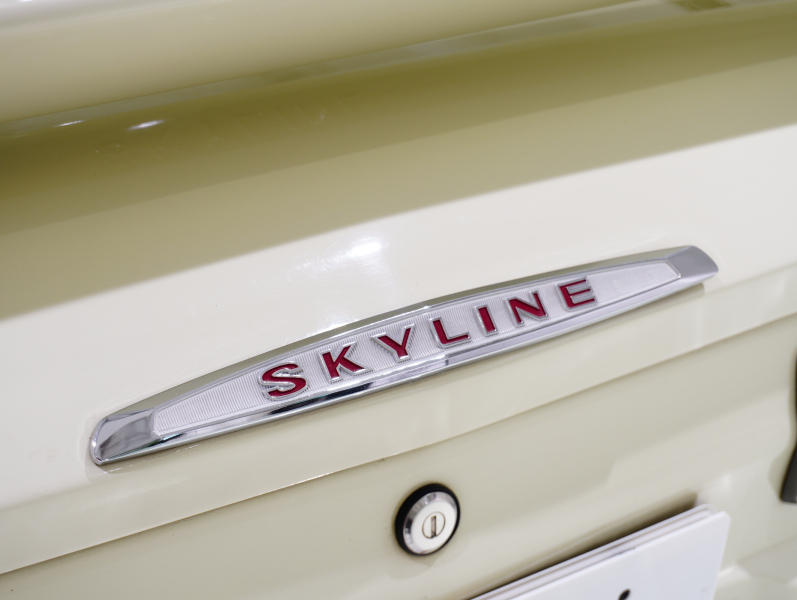 日産 スカイライン GT-R KPGC10 ﾊｺｽｶ　S20ｴﾝｼﾞﾝ ｿﾚｯｸｽ ﾀｺ足 ﾃﾞｭｱﾙﾏﾌﾗｰ ﾛｰﾙｹｰｼﾞ ﾜﾀﾅﾍﾞ15ｲﾝﾁAW