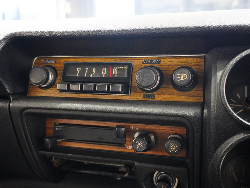 日産 スカイライン GT-R KPGC10 ﾊｺｽｶ　S20ｴﾝｼﾞﾝ ｿﾚｯｸｽ ﾀｺ足 ﾃﾞｭｱﾙﾏﾌﾗｰ ﾛｰﾙｹｰｼﾞ ﾜﾀﾅﾍﾞ15ｲﾝﾁAW