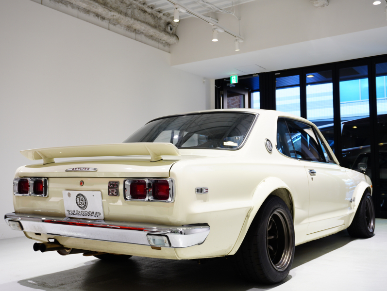 日産 スカイライン GT-R KPGC10 ﾊｺｽｶ　S20ｴﾝｼﾞﾝ ｿﾚｯｸｽ ﾀｺ足 ﾃﾞｭｱﾙﾏﾌﾗｰ ﾛｰﾙｹｰｼﾞ ﾜﾀﾅﾍﾞ15ｲﾝﾁAW