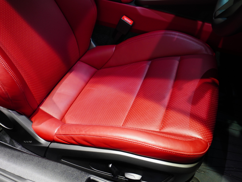 ポルシェ 911(Type992) ｶﾚﾗS ｽﾎﾟｰﾂｸﾛﾉPKG　正規D車 右H ｴﾝﾄﾘｰD ﾌﾙﾚｻﾞｰﾂｰﾄﾝｲﾝﾃﾘｱ 赤革 純正PCMﾅﾋﾞ CarPlay ｱｸﾃｨﾌﾞｾｰﾌﾃｨ ｻﾗｳﾝﾄﾞｶﾒﾗ ｶﾚﾗｸﾗｼｯｸ20/21AW　2年保証