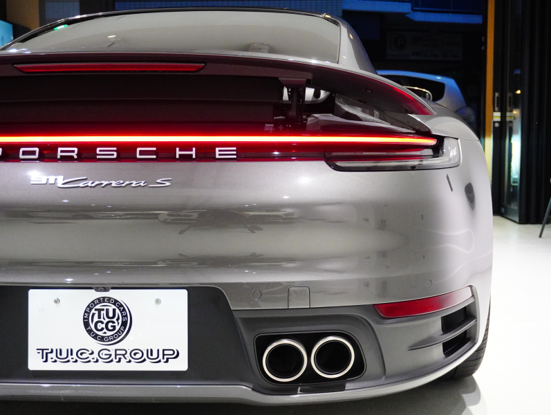 ポルシェ 911(Type992) ｶﾚﾗS ｽﾎﾟｰﾂｸﾛﾉPKG　正規D車 右H ｴﾝﾄﾘｰD ﾌﾙﾚｻﾞｰﾂｰﾄﾝｲﾝﾃﾘｱ 赤革 純正PCMﾅﾋﾞ CarPlay ｱｸﾃｨﾌﾞｾｰﾌﾃｨ ｻﾗｳﾝﾄﾞｶﾒﾗ ｶﾚﾗｸﾗｼｯｸ20/21AW　2年保証