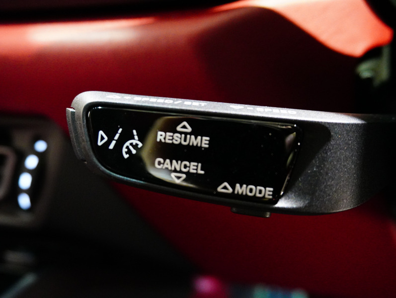 ポルシェ 911(Type992) ｶﾚﾗS ｽﾎﾟｰﾂｸﾛﾉPKG　正規D車 右H ｴﾝﾄﾘｰD ﾌﾙﾚｻﾞｰﾂｰﾄﾝｲﾝﾃﾘｱ 赤革 純正PCMﾅﾋﾞ CarPlay ｱｸﾃｨﾌﾞｾｰﾌﾃｨ ｻﾗｳﾝﾄﾞｶﾒﾗ ｶﾚﾗｸﾗｼｯｸ20/21AW　2年保証