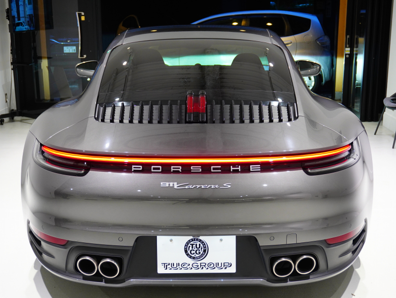 ポルシェ 911(Type992) ｶﾚﾗS ｽﾎﾟｰﾂｸﾛﾉPKG　正規D車 右H ｴﾝﾄﾘｰD ﾌﾙﾚｻﾞｰﾂｰﾄﾝｲﾝﾃﾘｱ 赤革 純正PCMﾅﾋﾞ CarPlay ｱｸﾃｨﾌﾞｾｰﾌﾃｨ ｻﾗｳﾝﾄﾞｶﾒﾗ ｶﾚﾗｸﾗｼｯｸ20/21AW　2年保証