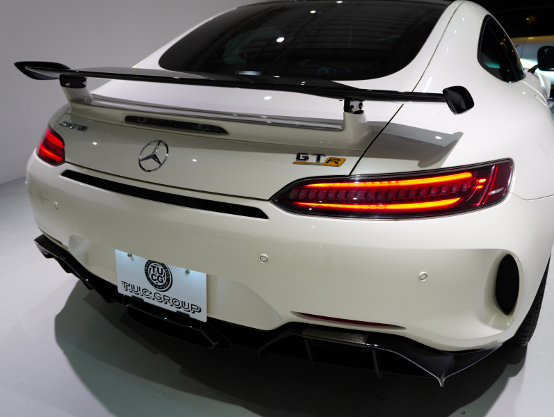 AMG GT R　後期ﾓﾃﾞﾙ 正規D車 ｷｰﾚｽｺﾞｰ AMGﾊﾞｹｯﾄｽﾎﾟｰﾂｼｰﾄ 純正ﾅﾋﾞTV CarPlay F&Bｶﾒﾗ AMGﾊﾟﾌｫｰﾏﾝｽEX ｶｰﾎﾞﾝｲﾝﾃﾘｱ LEDﾍｯﾄﾞﾗｲﾄ 20AW　2年保証付