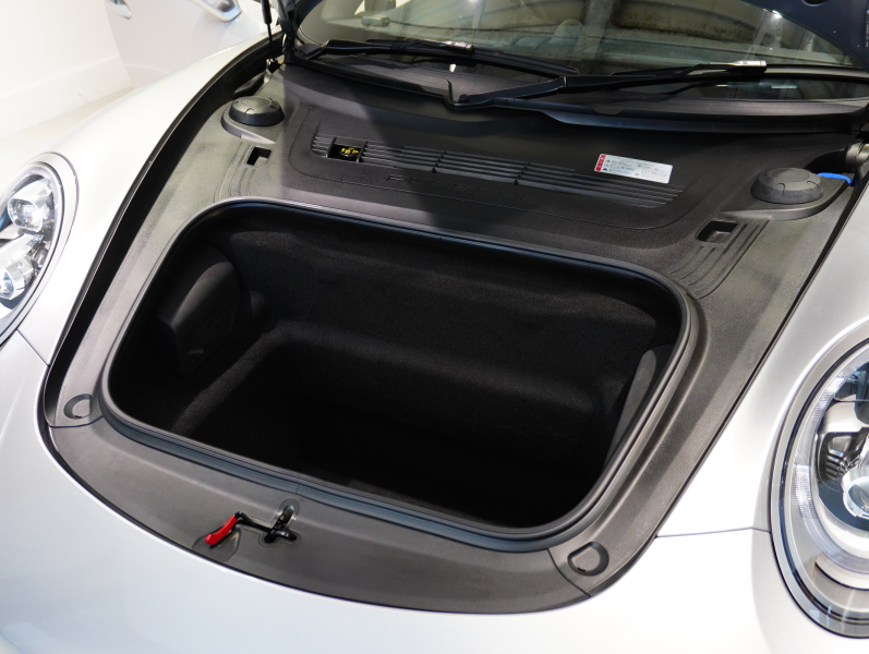 ポルシェ 911(Type991.2) ﾀｰﾎﾞS ｽﾎﾟｰﾂｸﾛﾉPKG　MY17 ｴﾝﾄﾘ‐D ﾚｻﾞｰｲﾝﾃﾘｱ 黒革 PCMﾅﾋﾞ Carplay PCCB ﾌﾞﾙﾒｽﾀｰS 　2年保証付