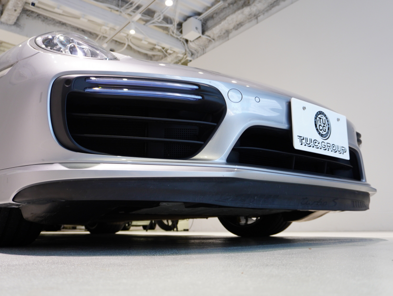 ポルシェ 911(Type991.2) ﾀｰﾎﾞS ｽﾎﾟｰﾂｸﾛﾉPKG　MY17 ｴﾝﾄﾘ‐D ﾚｻﾞｰｲﾝﾃﾘｱ 黒革 PCMﾅﾋﾞ Carplay PCCB ﾌﾞﾙﾒｽﾀｰS 　2年保証付