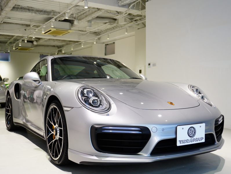 ポルシェ 911(Type991.2) ﾀｰﾎﾞS ｽﾎﾟｰﾂｸﾛﾉPKG　MY17 ｴﾝﾄﾘ‐D ﾚｻﾞｰｲﾝﾃﾘｱ 黒革 PCMﾅﾋﾞ Carplay PCCB ﾌﾞﾙﾒｽﾀｰS 　2年保証付