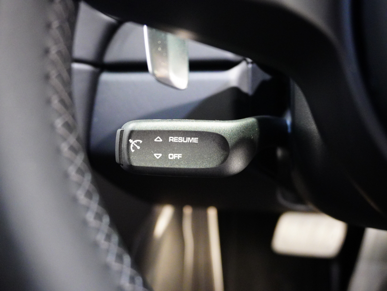 ポルシェ 911(Type991.2) ﾀｰﾎﾞS ｽﾎﾟｰﾂｸﾛﾉPKG　MY17 ｴﾝﾄﾘ‐D ﾚｻﾞｰｲﾝﾃﾘｱ 黒革 PCMﾅﾋﾞ Carplay PCCB ﾌﾞﾙﾒｽﾀｰS 　2年保証付