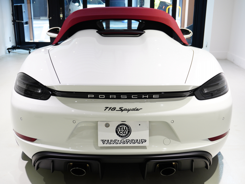 ポルシェ 718スパイダー 4.0 6MT　正規D車 ｽﾎﾟｰﾂｸﾛﾉP ｽﾊﾟｲﾀﾞｰｸﾗｼｯｸｲﾝﾃﾘｱ 18Wayｽﾎﾟｰﾂｼｰﾄ PCMﾅﾋﾞ Bｶﾒﾗ PASM ｽﾎﾟｴｸﾞ 20ｲﾝﾁ718ｽﾊﾟｲﾀﾞｰAW 新車保証付