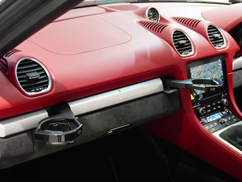 ポルシェ 718スパイダー 4.0 6MT　正規D車 ｽﾎﾟｰﾂｸﾛﾉP ｽﾊﾟｲﾀﾞｰｸﾗｼｯｸｲﾝﾃﾘｱ 18Wayｽﾎﾟｰﾂｼｰﾄ PCMﾅﾋﾞ Bｶﾒﾗ PASM ｽﾎﾟｴｸﾞ 20ｲﾝﾁ718ｽﾊﾟｲﾀﾞｰAW 新車保証付