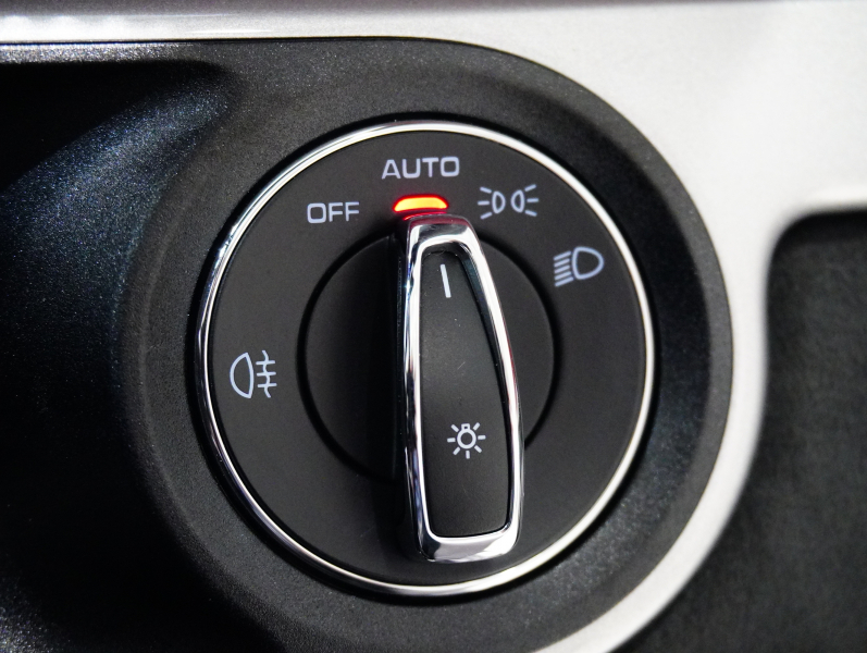 ポルシェ 718スパイダー 4.0 6MT　正規D車 ｽﾎﾟｰﾂｸﾛﾉP ｽﾊﾟｲﾀﾞｰｸﾗｼｯｸｲﾝﾃﾘｱ 18Wayｽﾎﾟｰﾂｼｰﾄ PCMﾅﾋﾞ Bｶﾒﾗ PASM ｽﾎﾟｴｸﾞ 20ｲﾝﾁ718ｽﾊﾟｲﾀﾞｰAW 新車保証付