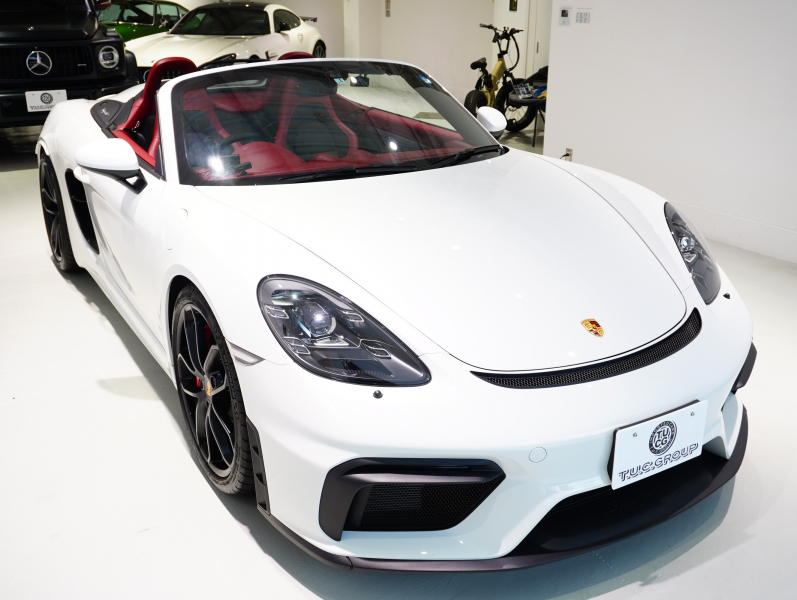 ポルシェ 718スパイダー 4.0 6MT　正規D車 ｽﾎﾟｰﾂｸﾛﾉP ｽﾊﾟｲﾀﾞｰｸﾗｼｯｸｲﾝﾃﾘｱ 18Wayｽﾎﾟｰﾂｼｰﾄ PCMﾅﾋﾞ Bｶﾒﾗ PASM ｽﾎﾟｴｸﾞ 20ｲﾝﾁ718ｽﾊﾟｲﾀﾞｰAW 新車保証付