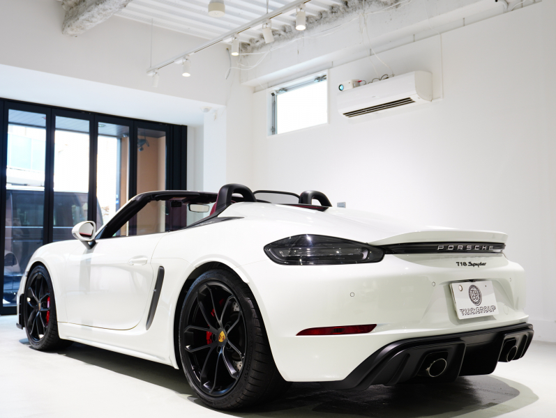 ポルシェ 718スパイダー 4.0 6MT　正規D車 ｽﾎﾟｰﾂｸﾛﾉP ｽﾊﾟｲﾀﾞｰｸﾗｼｯｸｲﾝﾃﾘｱ 18Wayｽﾎﾟｰﾂｼｰﾄ PCMﾅﾋﾞ Bｶﾒﾗ PASM ｽﾎﾟｴｸﾞ 20ｲﾝﾁ718ｽﾊﾟｲﾀﾞｰAW 新車保証付