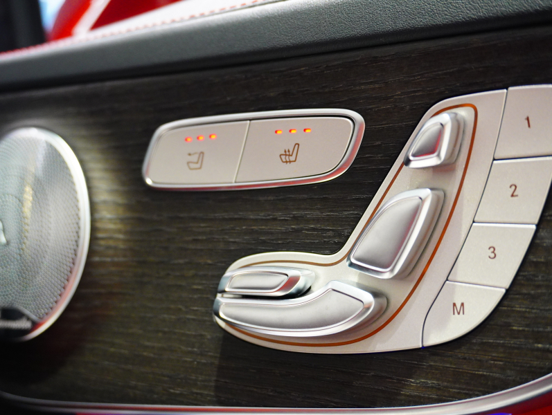 AMG Cクラス C63S ｶﾌﾞﾘｵﾚ ﾚｰﾀﾞｰSP　正規D車 後期ﾓﾃﾞﾙ 510ps 黒幌 赤黒ﾅｯﾊﾟ革 ﾅﾋﾞTV ﾌﾞﾙﾒｽﾀｰ ﾍｯﾄﾞｱｯﾌﾟﾃﾞｨｽﾌﾟﾚｲ ﾊﾟﾌｫｰﾏﾝｽEX ﾊﾟﾌｫｰﾏﾝｽｽﾃｱﾘﾝｸﾞ 専用19/20AW　2年保証