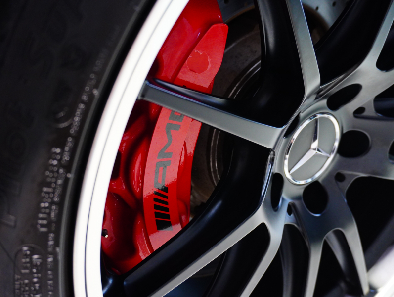 AMG Cクラス C63S ｶﾌﾞﾘｵﾚ ﾚｰﾀﾞｰSP　正規D車 後期ﾓﾃﾞﾙ 510ps 黒幌 赤黒ﾅｯﾊﾟ革 ﾅﾋﾞTV ﾌﾞﾙﾒｽﾀｰ ﾍｯﾄﾞｱｯﾌﾟﾃﾞｨｽﾌﾟﾚｲ ﾊﾟﾌｫｰﾏﾝｽEX ﾊﾟﾌｫｰﾏﾝｽｽﾃｱﾘﾝｸﾞ 専用19/20AW　2年保証