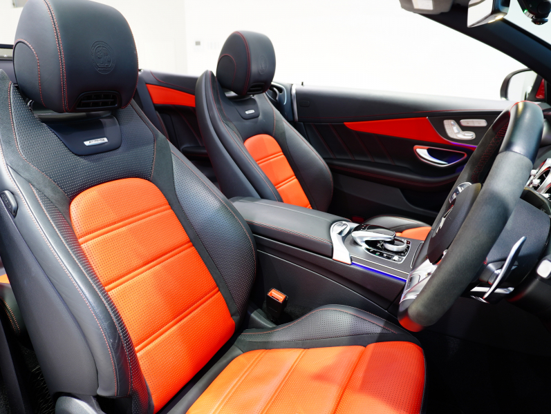 AMG Cクラス C63S ｶﾌﾞﾘｵﾚ ﾚｰﾀﾞｰSP　正規D車 後期ﾓﾃﾞﾙ 510ps 黒幌 赤黒ﾅｯﾊﾟ革 ﾅﾋﾞTV ﾌﾞﾙﾒｽﾀｰ ﾍｯﾄﾞｱｯﾌﾟﾃﾞｨｽﾌﾟﾚｲ ﾊﾟﾌｫｰﾏﾝｽEX ﾊﾟﾌｫｰﾏﾝｽｽﾃｱﾘﾝｸﾞ 専用19/20AW　2年保証