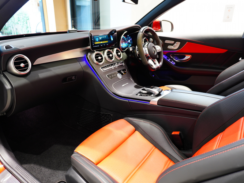 AMG Cクラス C63S ｶﾌﾞﾘｵﾚ ﾚｰﾀﾞｰSP　正規D車 後期ﾓﾃﾞﾙ 510ps 黒幌 赤黒ﾅｯﾊﾟ革 ﾅﾋﾞTV ﾌﾞﾙﾒｽﾀｰ ﾍｯﾄﾞｱｯﾌﾟﾃﾞｨｽﾌﾟﾚｲ ﾊﾟﾌｫｰﾏﾝｽEX ﾊﾟﾌｫｰﾏﾝｽｽﾃｱﾘﾝｸﾞ 専用19/20AW　2年保証