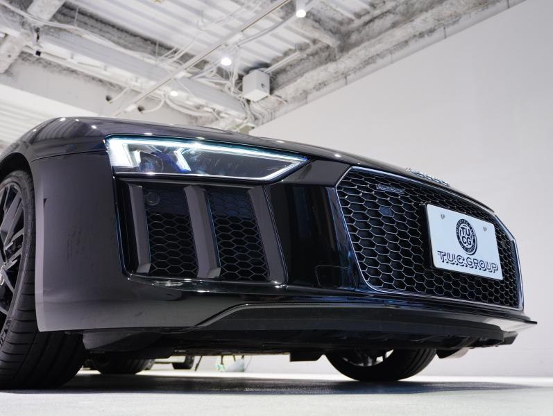 アウディ R8 5.2 FSI V10 Plus Quattro　正規D車 左H ﾌｧｲﾝﾊﾞｯﾊﾟｽﾎﾟｰﾂｼｰﾄ 純正MMIﾅﾋﾞ ｶｰﾎﾞﾝｾﾗﾐｯｸﾌﾞﾚｰｷ ｶｰﾎﾞﾝｴｸｽﾃﾘｱ ﾚｰｻﾞｰLED OP20ｲﾝﾁAW FABSPEEDﾏﾌﾗｰ　2年保証