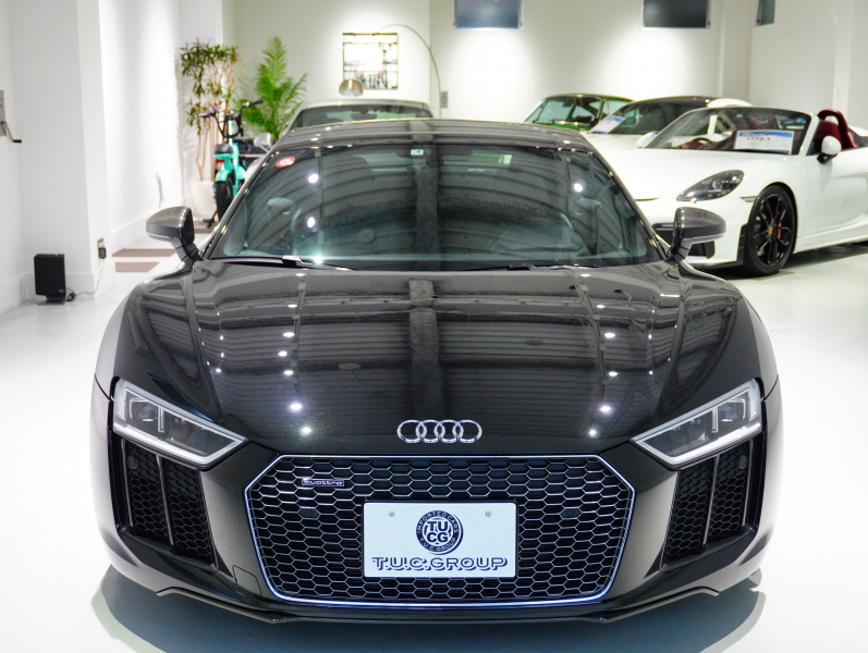 アウディ R8 5.2 FSI V10 Plus Quattro　正規D車 左H ﾌｧｲﾝﾊﾞｯﾊﾟｽﾎﾟｰﾂｼｰﾄ 純正MMIﾅﾋﾞ ｶｰﾎﾞﾝｾﾗﾐｯｸﾌﾞﾚｰｷ ｶｰﾎﾞﾝｴｸｽﾃﾘｱ ﾚｰｻﾞｰLED OP20ｲﾝﾁAW FABSPEEDﾏﾌﾗｰ　2年保証