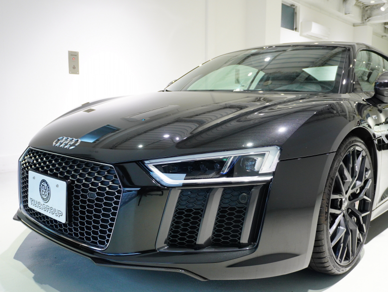 アウディ R8 5.2 FSI V10 Plus Quattro　正規D車 左H ﾌｧｲﾝﾊﾞｯﾊﾟｽﾎﾟｰﾂｼｰﾄ 純正MMIﾅﾋﾞ ｶｰﾎﾞﾝｾﾗﾐｯｸﾌﾞﾚｰｷ ｶｰﾎﾞﾝｴｸｽﾃﾘｱ ﾚｰｻﾞｰLED OP20ｲﾝﾁAW FABSPEEDﾏﾌﾗｰ　2年保証