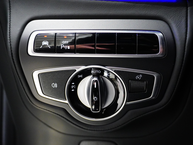 AMG Gクラス G63 AMGﾚｻﾞｰｴｸｽｸﾙｰｼﾌﾞPKG　正規D車 1ｵｰﾅｰ 左H Meｺﾈｸﾄ 黒革 ｻﾝﾙｰﾌ 純正ﾅﾋﾞTV Burmester AMGﾊﾟﾌｫｰﾏﾝｽEX AMG20ｲﾝﾁAW　2年保証