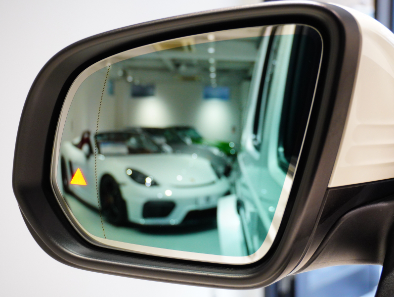 AMG Gクラス G63 AMGﾚｻﾞｰｴｸｽｸﾙｰｼﾌﾞPKG　正規D車 1ｵｰﾅｰ 左H Meｺﾈｸﾄ 黒革 ｻﾝﾙｰﾌ 純正ﾅﾋﾞTV Burmester AMGﾊﾟﾌｫｰﾏﾝｽEX AMG20ｲﾝﾁAW　2年保証