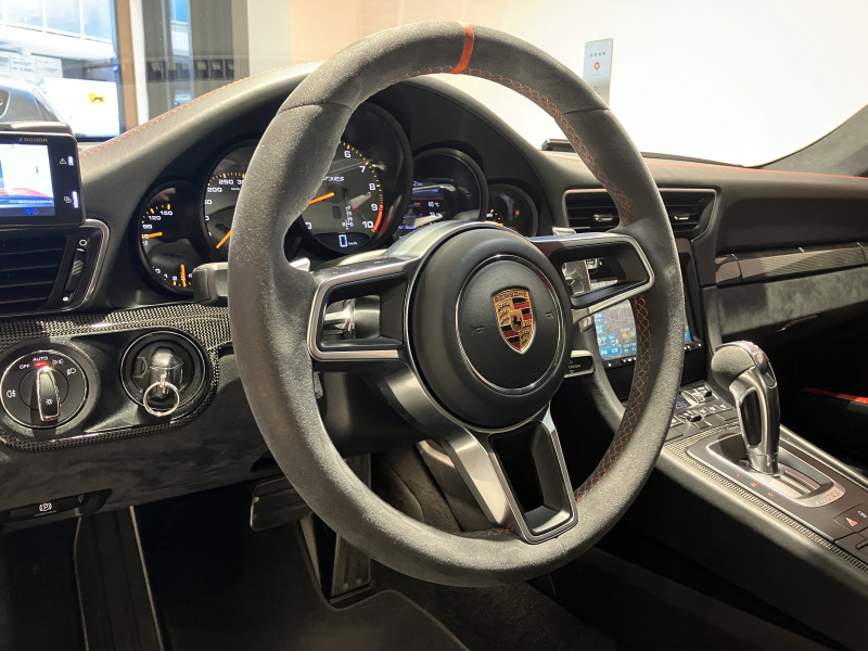 ポルシェ 911(Type991.1) GT3 RS 正規D車 左H カーボンバケット カーボン&フルレザーインテリア Fリフター スポエグ ナビTV OPカラー 2年保証付