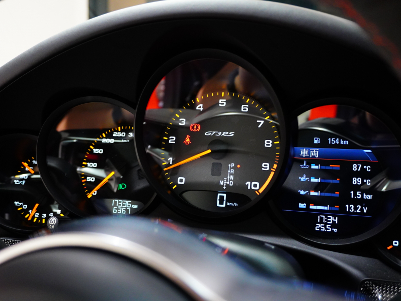 ポルシェ 911(Type991.1) GT3 RS 正規D車 左H カーボンバケット カーボン&フルレザーインテリア Fリフター スポエグ ナビTV OPカラー 2年保証付