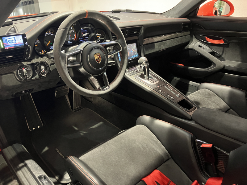 ポルシェ 911(Type991.1) GT3 RS 正規D車 左H カーボンバケット カーボン&フルレザーインテリア Fリフター スポエグ ナビTV OPカラー 2年保証付