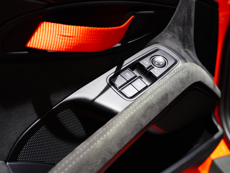 ポルシェ 911(Type991.1) GT3 RS 正規D車 左H カーボンバケット カーボン&フルレザーインテリア Fリフター スポエグ ナビTV OPカラー 2年保証付