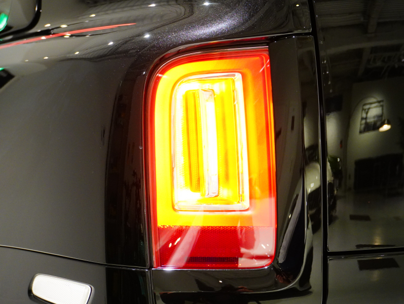 ロールスロイス カリナン 6.75 4WD Black Badge　正規D車 左H Starlight Headliner ACC 黒革 ｼｰﾄﾋｰﾀｰ&ﾍﾞﾝﾁﾚｰﾀｰ 純正HDDﾅﾋﾞTV 360ｶﾒﾗ RR刺繍 ﾗﾑｳｰﾙﾌﾛｱﾏｯﾄ 専用22ｲﾝﾁAW