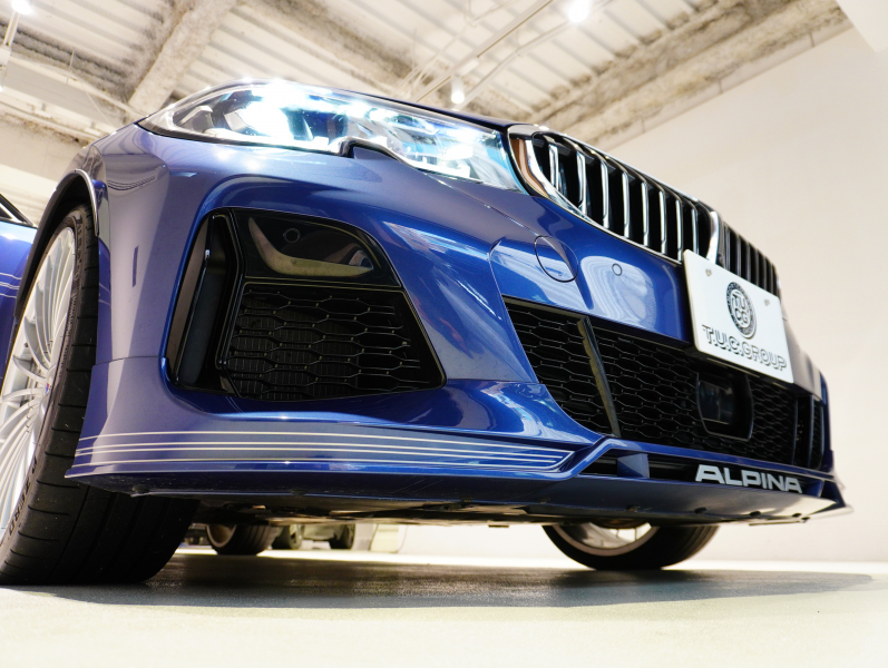 アルピナ D3 S Limousine Allrad ﾗｸﾞｼﾞｭｱﾘｰPKG　正規D車 右H OPｶﾗｰ ACC ｳﾞｧｰﾈｽｶ黒革 ｻﾝﾙｰﾌ 純正iDriveﾅﾋﾞ harman/kardon ｸﾗｼｯｸ20AW　2年保証