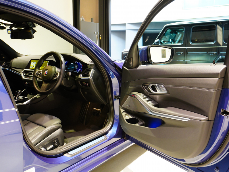 アルピナ D3 S Limousine Allrad ﾗｸﾞｼﾞｭｱﾘｰPKG　正規D車 右H OPｶﾗｰ ACC ｳﾞｧｰﾈｽｶ黒革 ｻﾝﾙｰﾌ 純正iDriveﾅﾋﾞ harman/kardon ｸﾗｼｯｸ20AW　2年保証