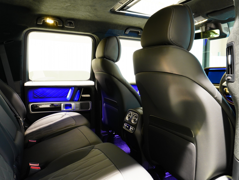 メルセデスベンツ Gクラス G400d ﾏﾇﾌｧｸﾄｩｰｱｴﾃﾞｨｼｮﾝ　正規D車 特別仕様 右H 黒革 ｻﾝﾙｰﾌ 純正ﾅﾋﾞTV ｱﾀﾞﾌﾟﾃｨﾌﾞﾀﾞﾝﾋﾟﾝｸﾞ 専用AMG20AW BRABUSﾘｯﾌﾟ　新車保証