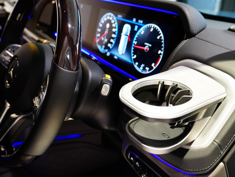 メルセデスベンツ Gクラス G400d ﾏﾇﾌｧｸﾄｩｰｱｴﾃﾞｨｼｮﾝ　正規D車 特別仕様 右H 黒革 ｻﾝﾙｰﾌ 純正ﾅﾋﾞTV ｱﾀﾞﾌﾟﾃｨﾌﾞﾀﾞﾝﾋﾟﾝｸﾞ 専用AMG20AW BRABUSﾘｯﾌﾟ　新車保証