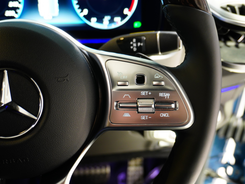 メルセデスベンツ Gクラス G400d ﾏﾇﾌｧｸﾄｩｰｱｴﾃﾞｨｼｮﾝ　正規D車 特別仕様 右H 黒革 ｻﾝﾙｰﾌ 純正ﾅﾋﾞTV ｱﾀﾞﾌﾟﾃｨﾌﾞﾀﾞﾝﾋﾟﾝｸﾞ 専用AMG20AW BRABUSﾘｯﾌﾟ　新車保証