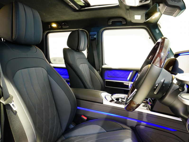 メルセデスベンツ Gクラス G400d ﾏﾇﾌｧｸﾄｩｰｱｴﾃﾞｨｼｮﾝ　正規D車 特別仕様 右H 黒革 ｻﾝﾙｰﾌ 純正ﾅﾋﾞTV ｱﾀﾞﾌﾟﾃｨﾌﾞﾀﾞﾝﾋﾟﾝｸﾞ 専用AMG20AW BRABUSﾘｯﾌﾟ　新車保証