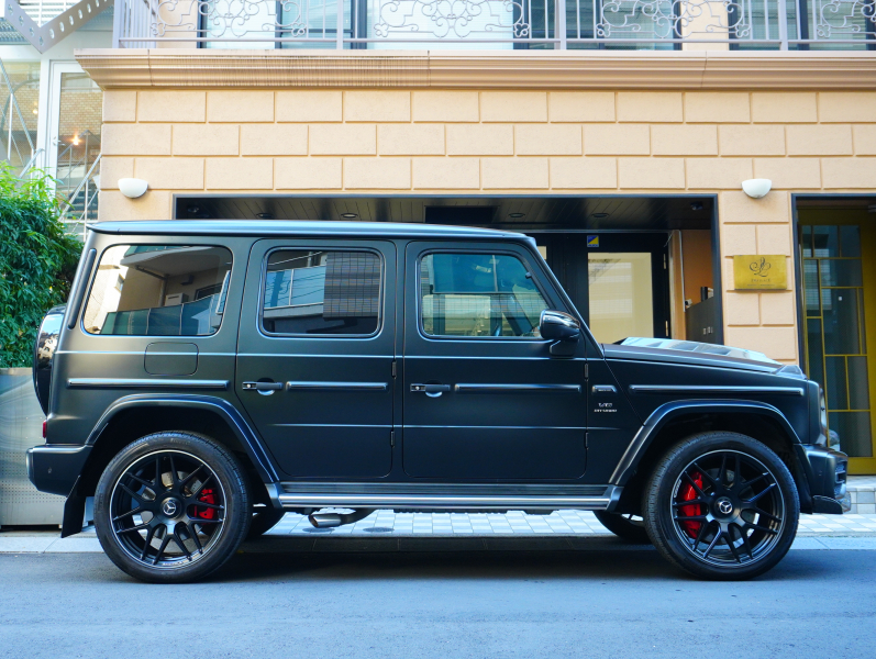 AMG Gクラス G63 AMG Editionマットブラック 正規D車 限定車 左H 専用黒革 サンルーフ 純正ナビTV Burmester AMGパフォーマンスEX ナイトPKG AMG22インチAW BRABUSボンネットドーム  カーボンFリップ 2年保証