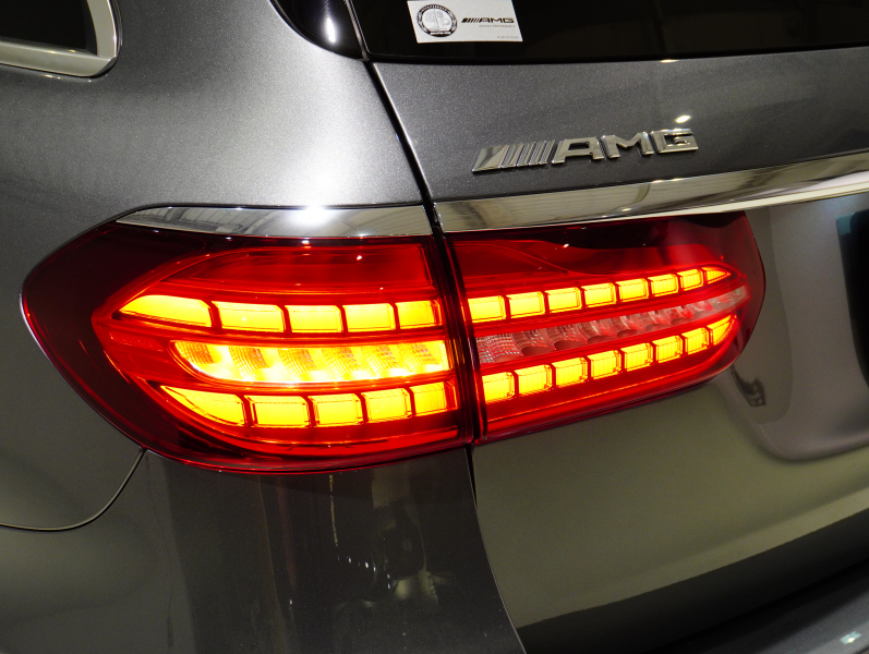 AMG Eクラス E63S 4MATIC+ ﾜｺﾞﾝ ｴｸｽｸﾙｰｼﾌﾞ&ｶｰﾎﾞﾝPKG　正規D車 左H AMGｶｰﾎﾞﾝｾﾗﾐｯｸﾌﾞﾚｰｷ ﾍﾞｰｼﾞｭ革 ﾍﾞﾝﾁﾚｰﾀｰ ﾊﾟﾉﾗﾏSR 純正MBUXﾅﾋﾞ Burmester AMGﾊﾟﾌｫｰﾏﾝｽｴｸﾞｿﾞｰｽﾄ ﾛﾜﾘﾝｸﾞｷｯﾄ 20AW　2年保証