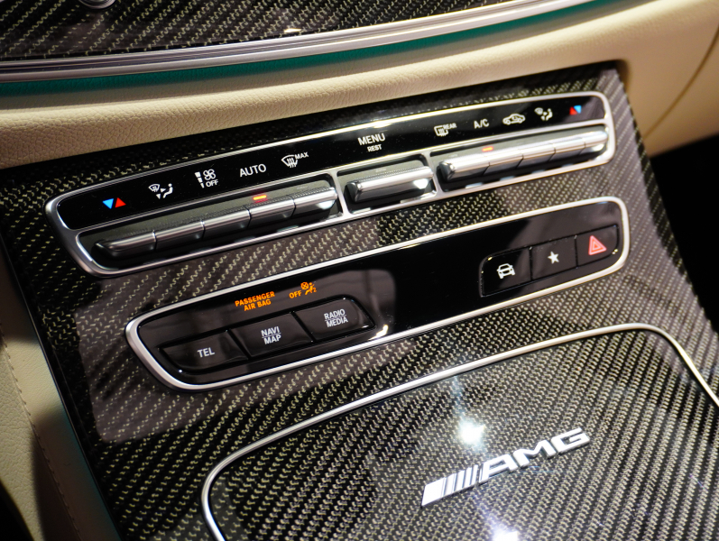 AMG Eクラス E63S 4MATIC+ ﾜｺﾞﾝ ｴｸｽｸﾙｰｼﾌﾞ&ｶｰﾎﾞﾝPKG　正規D車 左H AMGｶｰﾎﾞﾝｾﾗﾐｯｸﾌﾞﾚｰｷ ﾍﾞｰｼﾞｭ革 ﾍﾞﾝﾁﾚｰﾀｰ ﾊﾟﾉﾗﾏSR 純正MBUXﾅﾋﾞ Burmester AMGﾊﾟﾌｫｰﾏﾝｽｴｸﾞｿﾞｰｽﾄ ﾛﾜﾘﾝｸﾞｷｯﾄ 20AW　2年保証