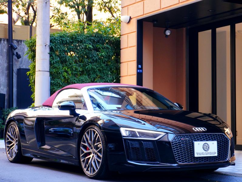 アウディ R8 ｽﾊﾟｲﾀﾞｰ 5.2 FSI V10 Quattro　正規D車 左H ﾚｯﾄﾞﾌｧｲﾝﾅｯﾊﾟﾚｻﾞｰｽﾎﾟｰﾂｼｰﾄ ﾌﾙﾚｻﾞｰﾄﾘﾑ 純正MMIﾅﾋﾞ ﾊﾞｰﾁｬﾙｺｯｸﾋﾟｯﾄ OP20ｲﾝﾁAW　2年保証