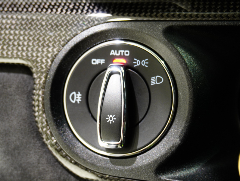 ポルシェ 911(Type991.2) GT3 RS ｸﾗﾌﾞｽﾎﾟｰﾂ&ｽﾎﾟｰﾂｸﾛﾉPKG　正規D車 1ｵｰﾅｰ Fﾘﾌﾀｰ ｶｰﾎﾞﾝﾊﾞｹｯﾄ PCMﾅﾋﾞ Bｶﾒﾗ BOSEｻｳﾝﾄﾞ LEDﾍｯﾄﾞﾗｲﾄPDLS+ 20&21ｲﾝﾁAW