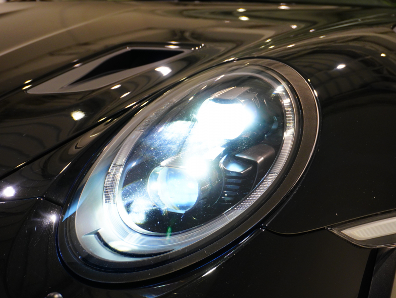 ポルシェ 911(Type991.2) GT3 RS ｸﾗﾌﾞｽﾎﾟｰﾂ&ｽﾎﾟｰﾂｸﾛﾉPKG　正規D車 1ｵｰﾅｰ Fﾘﾌﾀｰ ｶｰﾎﾞﾝﾊﾞｹｯﾄ PCMﾅﾋﾞ Bｶﾒﾗ BOSEｻｳﾝﾄﾞ LEDﾍｯﾄﾞﾗｲﾄPDLS+ 20&21ｲﾝﾁAW