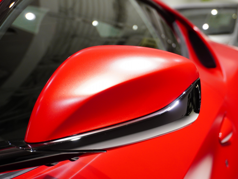 フェラーリ 812 スーパーファスト F1 DCT　正規D車 左H ｶｰﾎﾞﾝﾌｧｲﾊﾞｰﾄﾞﾗｲﾊﾞｰｿﾞｰﾝ+LEDｽﾃｱﾘﾝｸﾞ ｻｽﾍﾟﾝｼｮﾝﾘﾌﾀｰ ﾌﾙ電動ﾃﾞｲﾄﾅｼｰﾄ 純正ﾅﾋﾞ ﾊﾟｰｷﾝｸﾞｶﾒﾗ ｶｰﾎﾞﾝｲﾝﾃﾘｱ ﾊﾟｯｾﾝｼﾞｬｰﾃﾞｨｽﾌﾟﾚｲ 鍛造20AW ﾏｯﾄPPF