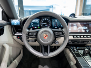 ポルシェ 911(Type992) カレラS カブリオレ スポーツクロノPKG 正規D車 左H 1オーナー エントリーD フルレザーツートンインテリア グレー革 純正PCMナビ CarPlay アクティブセーフティ サラウンドカメラ カレラS20/21AW 2年保証