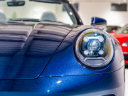 ポルシェ 911(Type992) カレラS カブリオレ スポーツクロノPKG 正規D車 左H 1オーナー エントリーD フルレザーツートンインテリア グレー革 純正PCMナビ CarPlay アクティブセーフティ サラウンドカメラ カレラS20/21AW 2年保証