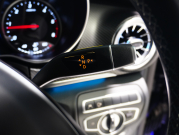 メルセデスベンツ Vクラス V220d ｽﾎﾟｰﾂﾛﾝｸﾞ ﾚｰﾀﾞｰP　ﾏｲﾊﾞｯﾊ仕様 ｴｸﾞｾｸﾃｨﾌﾞｼｰﾄ TVﾓﾆﾀｰ付ﾊﾟｰﾃｰｼｮﾝ 4人乗り ﾂｰﾄﾝﾗｯﾋﾟﾝｸﾞ　2年保証付