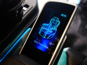 メルセデスベンツ Vクラス V220d ｽﾎﾟｰﾂﾛﾝｸﾞ ﾚｰﾀﾞｰP　ﾏｲﾊﾞｯﾊ仕様 ｴｸﾞｾｸﾃｨﾌﾞｼｰﾄ TVﾓﾆﾀｰ付ﾊﾟｰﾃｰｼｮﾝ 4人乗り ﾂｰﾄﾝﾗｯﾋﾟﾝｸﾞ　2年保証付